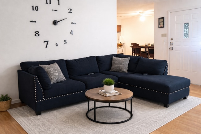 Photo - 219 W 4th St Townhome