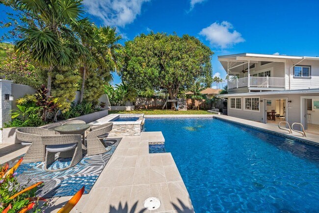 Building Photo - New to the market! Private Villa w/Pool, AC, walk to beach: Villa Hui Hou