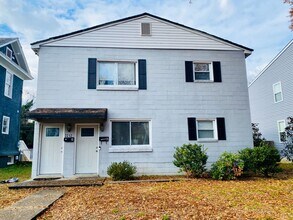 Building Photo - 3212 Barton Ave