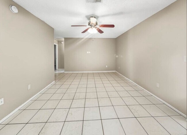 Foto del edificio - 613 Limetree Dr