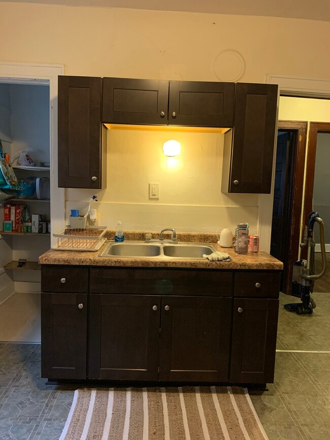 Foto del edificio - 2740 N Murray Ave