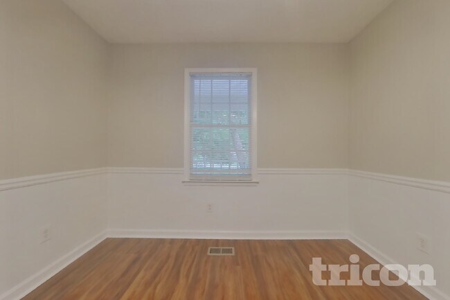 Foto del edificio - 297 N Briar Ridge