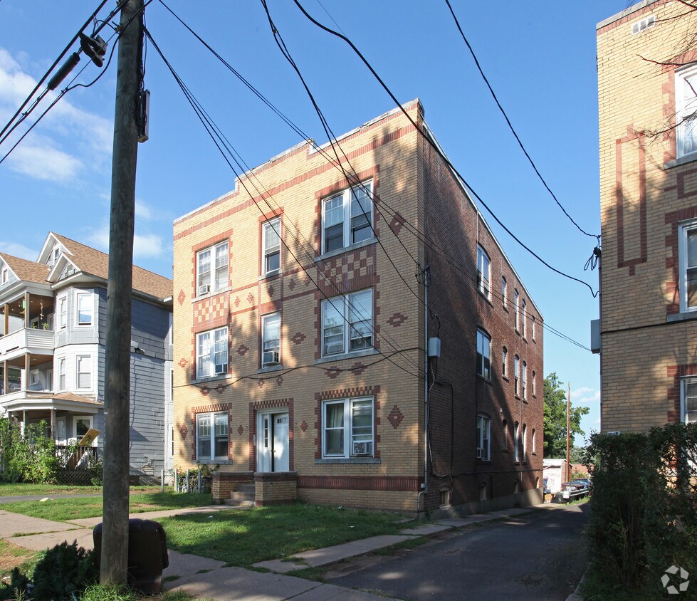 Building Photo - 161 Wilcox St