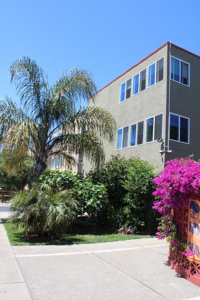 Foto del edificio - 470 N Idaho St