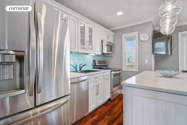 Foto del edificio - 707 Old Montauk Hwy