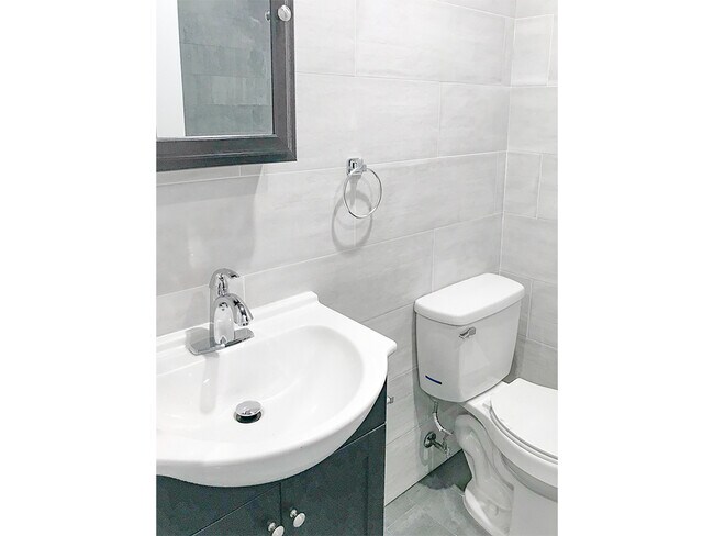 Foto del edificio - 1399 St Johns Pl