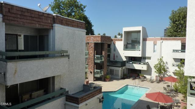 Foto del edificio - 355 S Los Robles Ave