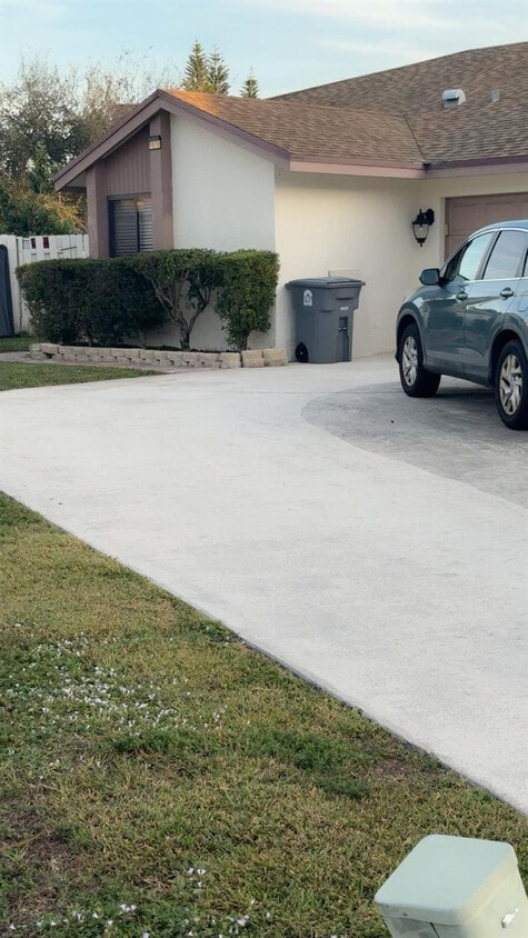 Foto del edificio - 9616 Golf State Park Way