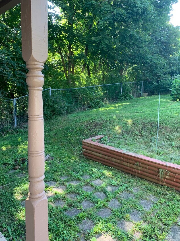 Primary Photo - 525 Hiland Ave