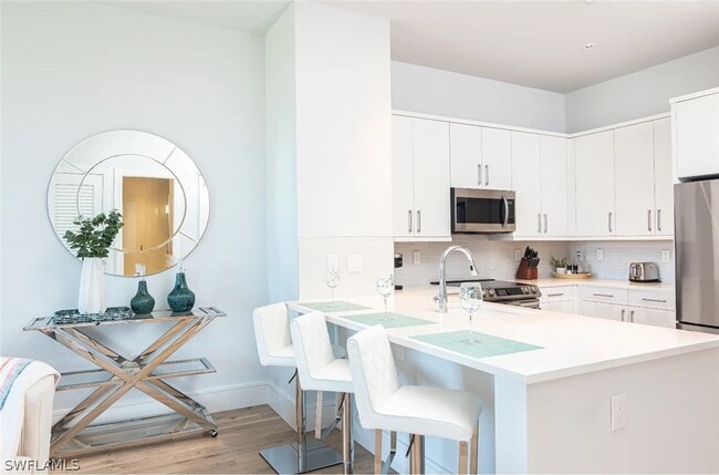 Building Photo - 101 8th St S