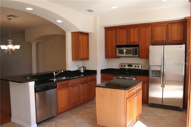 Foto del edificio - 1438 Chatfield Pl