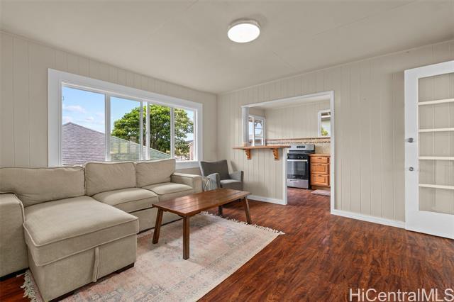 Building Photo - 2567 Liliha St