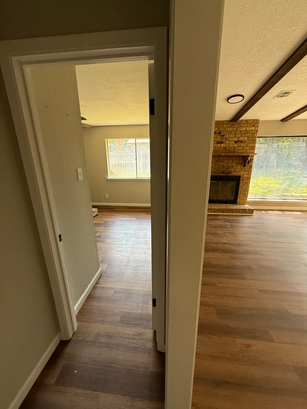 Building Photo - 813 Cedar Oaks Ln