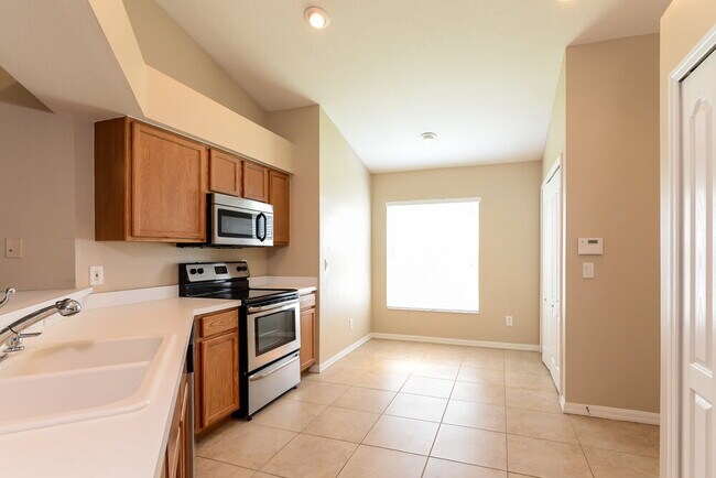 Building Photo - 3844 Judson Dr