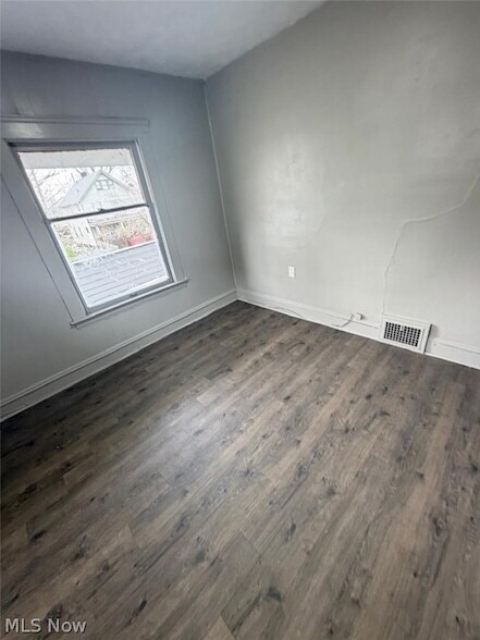 Foto del edificio - 9529 Mt Auburn Ave