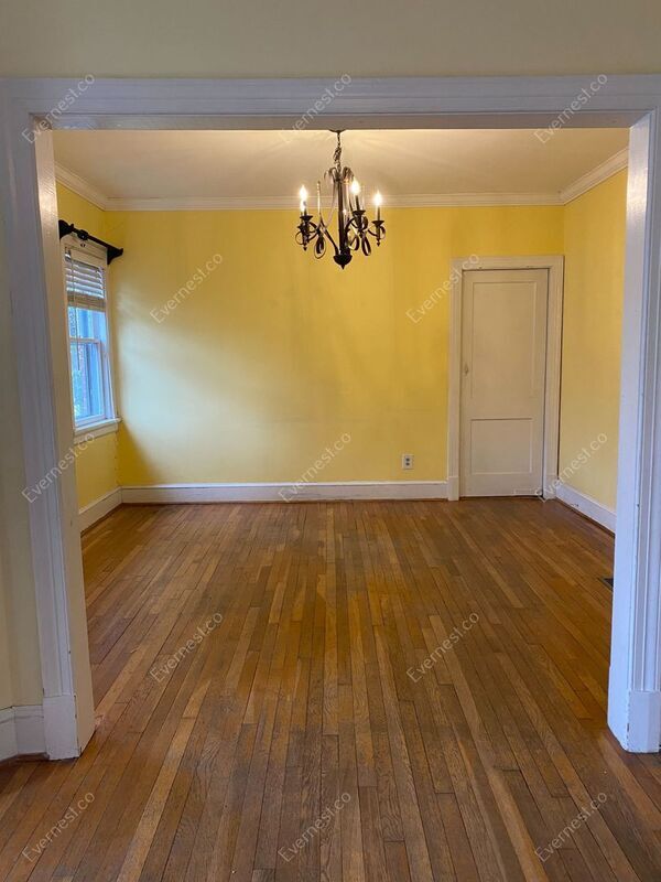 Building Photo - 1212 Stanhope Ave