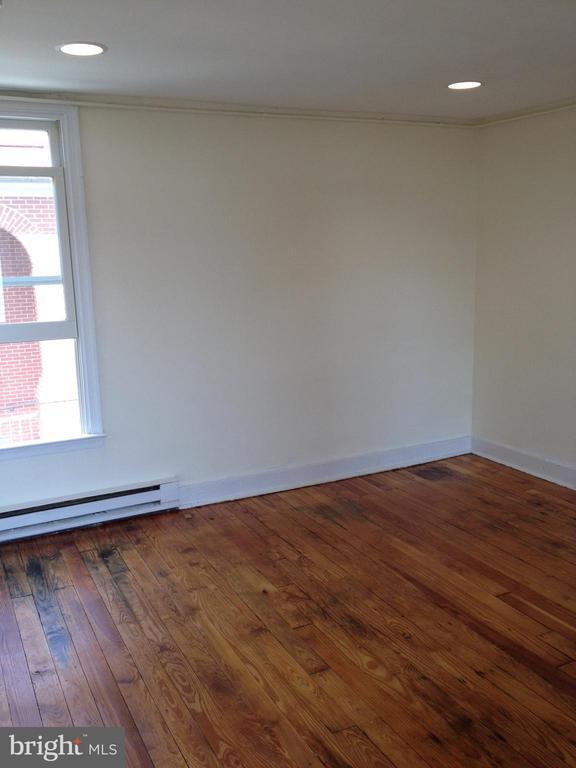 Foto del edificio - 514 N Market St