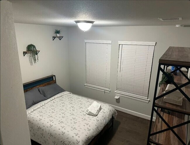 Foto del edificio - 10609 Centre Forest Dr