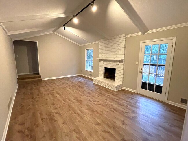 Foto del edificio - 3br Home East Athens For Rent