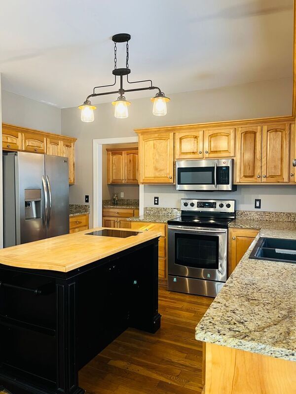Building Photo - 1326 Balson Dr