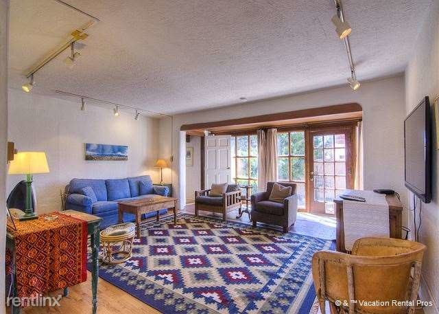 Primary Photo - 111 Kearney Ave