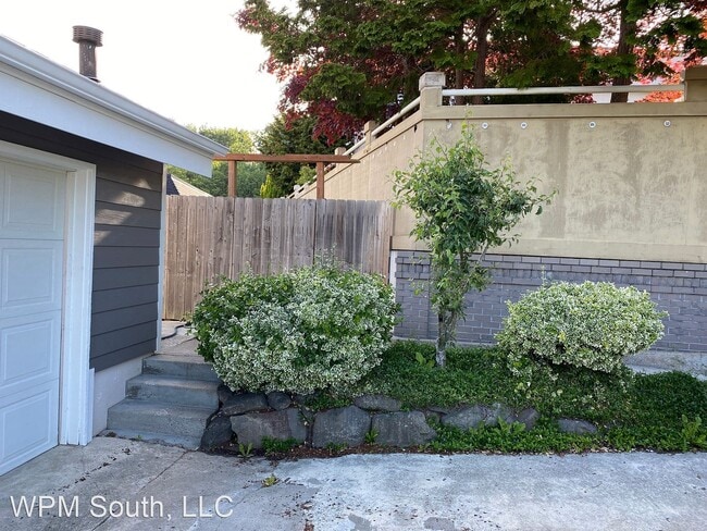 Building Photo - 5 br, 4 bath House - 159 S 293rd St