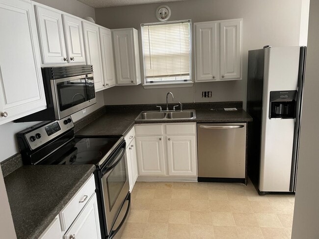 Foto del edificio - Close to Lexington Medical Center, University of South Carolina, I-26 and I-20