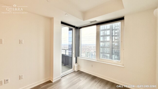 Photo du bâtiment - 395 Square One Dr