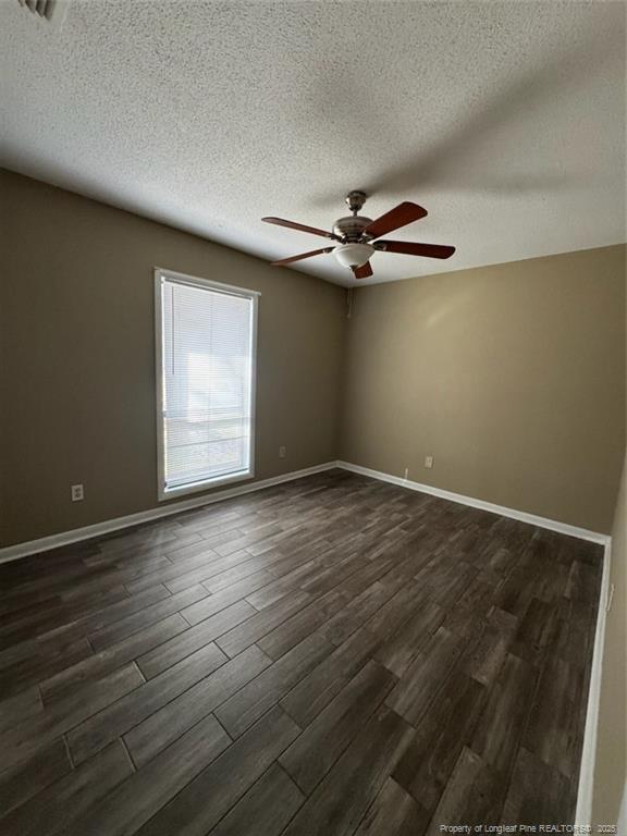 Foto del edificio - 638 Mosswood Ln
