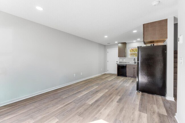 Foto del edificio - 392 N Franklin St