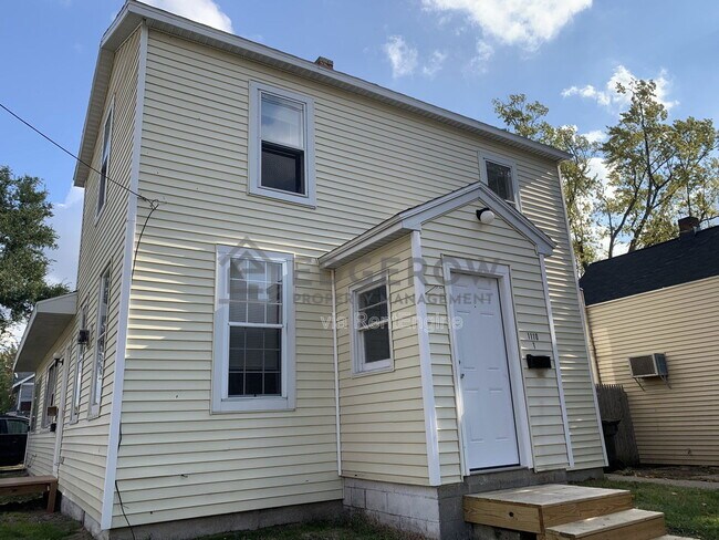 Foto del edificio - 1110 Jefferson St