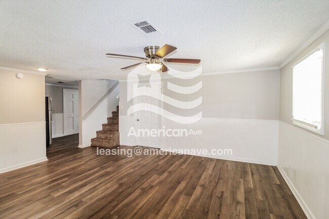 Foto del edificio - 1107 Jackson Ln