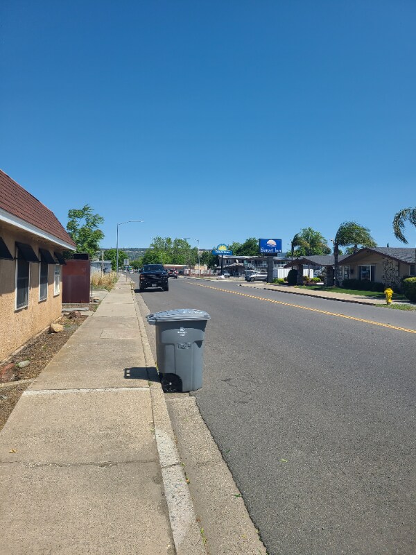 Foto del edificio - 1838 Feather River Blvd