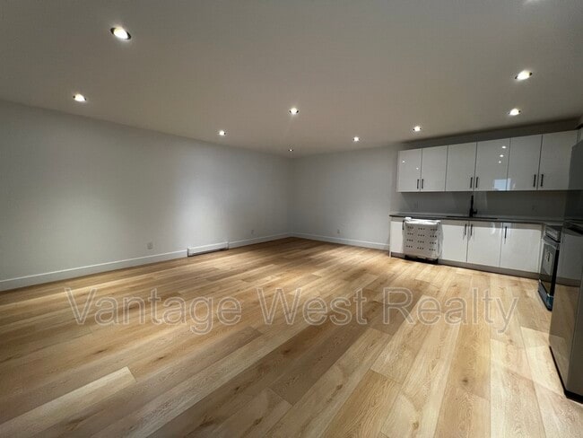 Photo du bâtiment - 2507 Pinnacle Rdg Dr