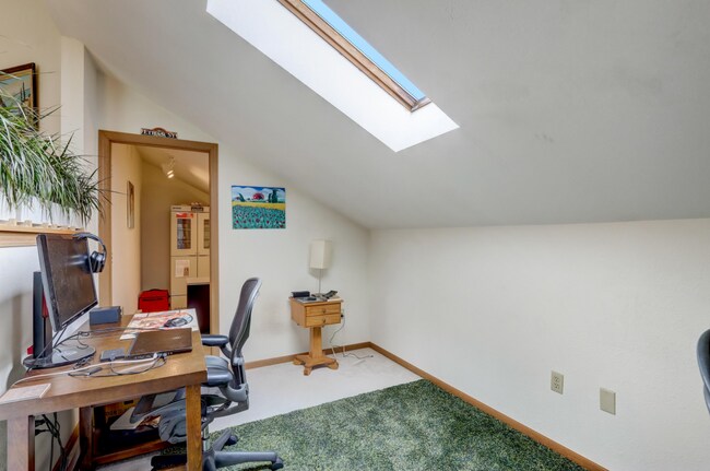 den - 6982 S Rolling Meadows Ct