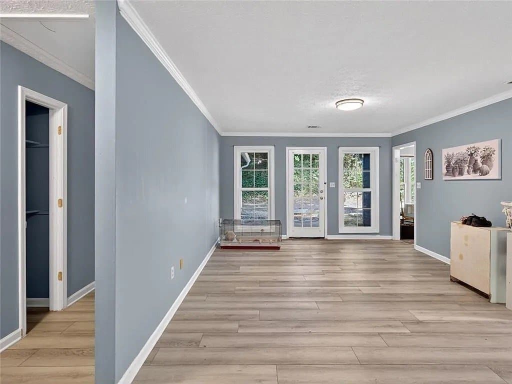 Building Photo - 3912 Pleasant Trail