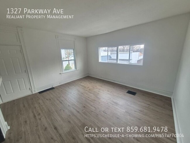 Building Photo - 1327 Parkway Ave