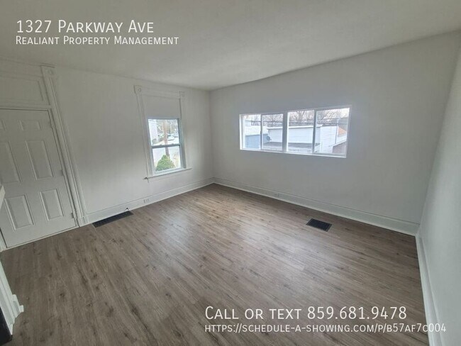 Foto del edificio - 1327 Parkway Ave