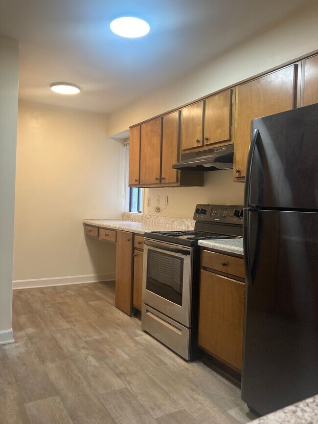 Foto del edificio - 1502 Benjamin Pkwy
