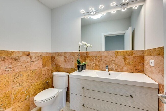 Foto del edificio - 5434 N Ashland Ave