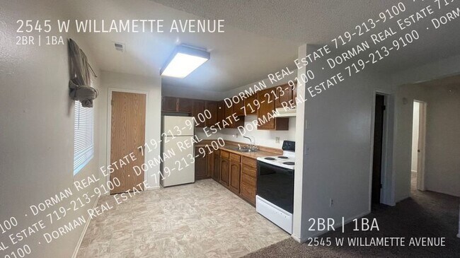 Building Photo - West Side Apartment