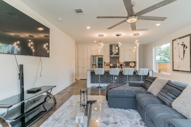 Foto del edificio - TX-AUS-113DEN