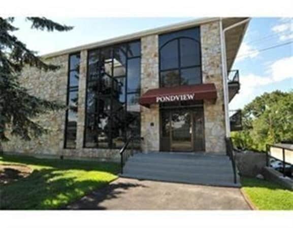 Foto del edificio - 40 Cochituate Rd