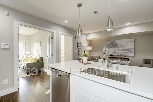 Foto del edificio - 528 Kennedy St NW