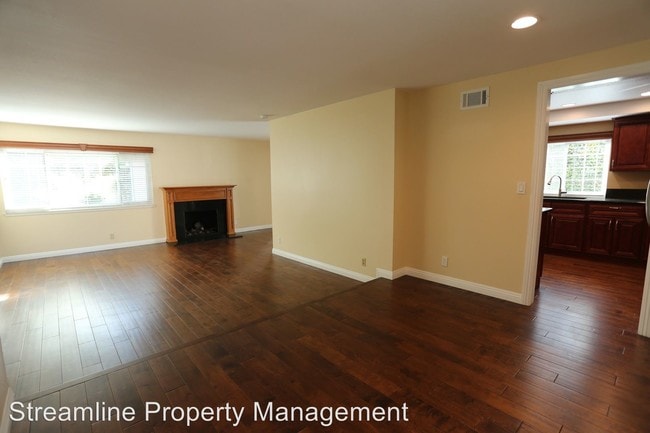 Building Photo - 4 br, 3 bath House - 21302 Compass Ln