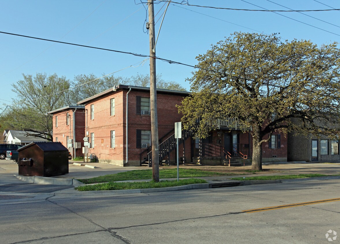 1420 E 6th St, Irving, TX 75060 Apartments in Irving, TX