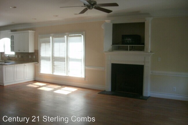 Building Photo - 3 br, 2.5 bath House - 3745 Savannah Way