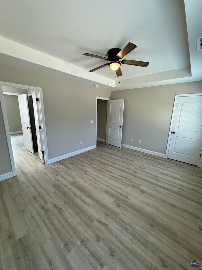 Building Photo - 312 Beau Claire Cir