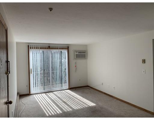 Foto del edificio - 433 Furnace Brook Pkwy