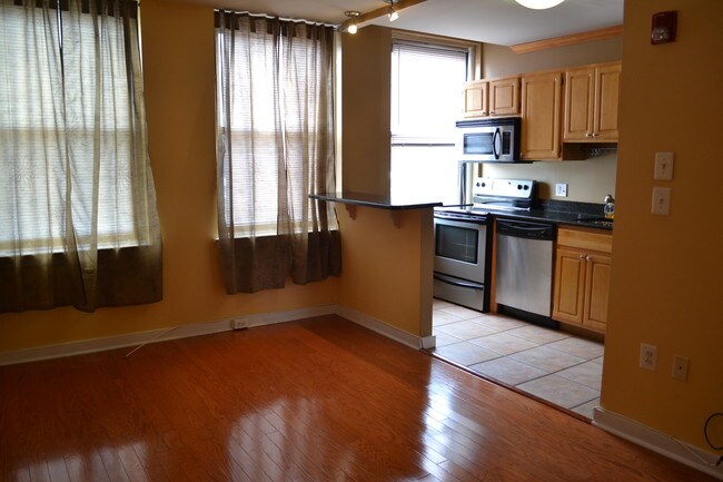 Cocina y sala de estar - 37 S 20th St